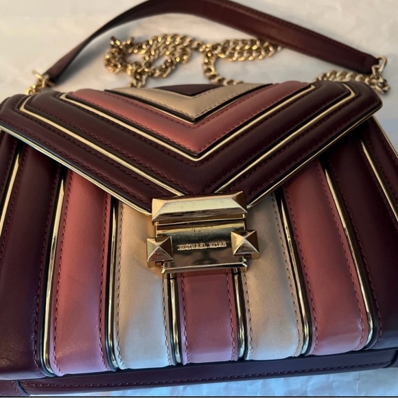 Michael Kors purse - Picture 3 of 10